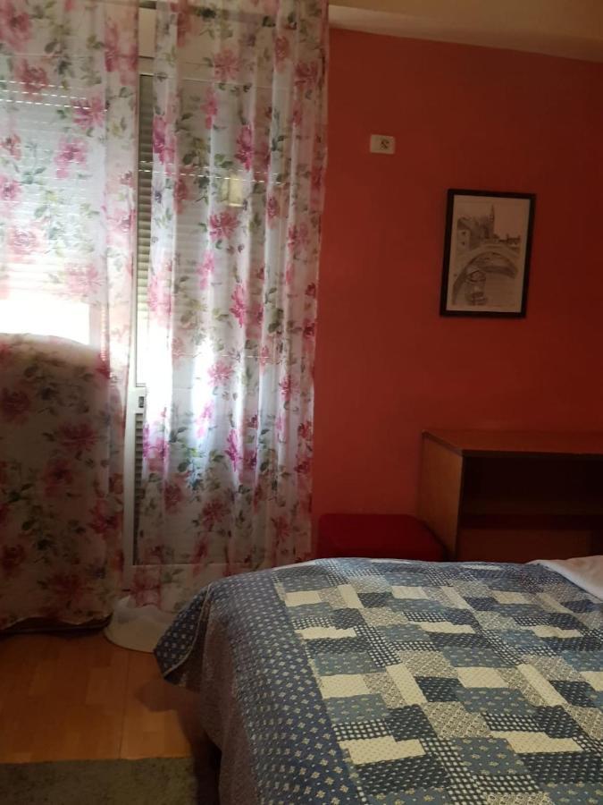Veranda Rooms And Apartments Тирана Экстерьер фото