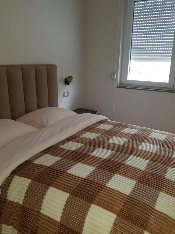 Veranda Rooms And Apartments Тирана Экстерьер фото